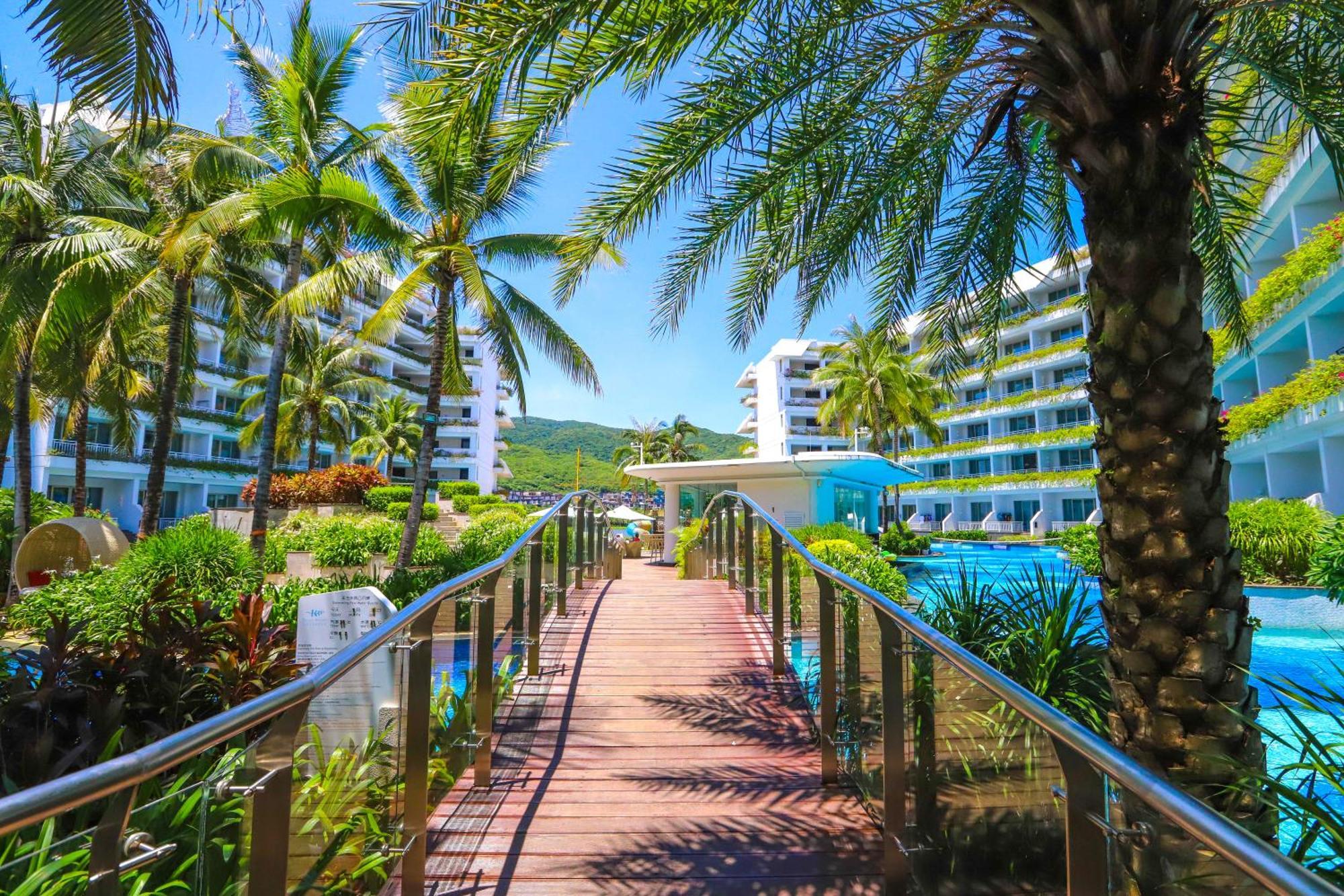 Palace Resort Yalong Bay Sanya Bagian luar foto
