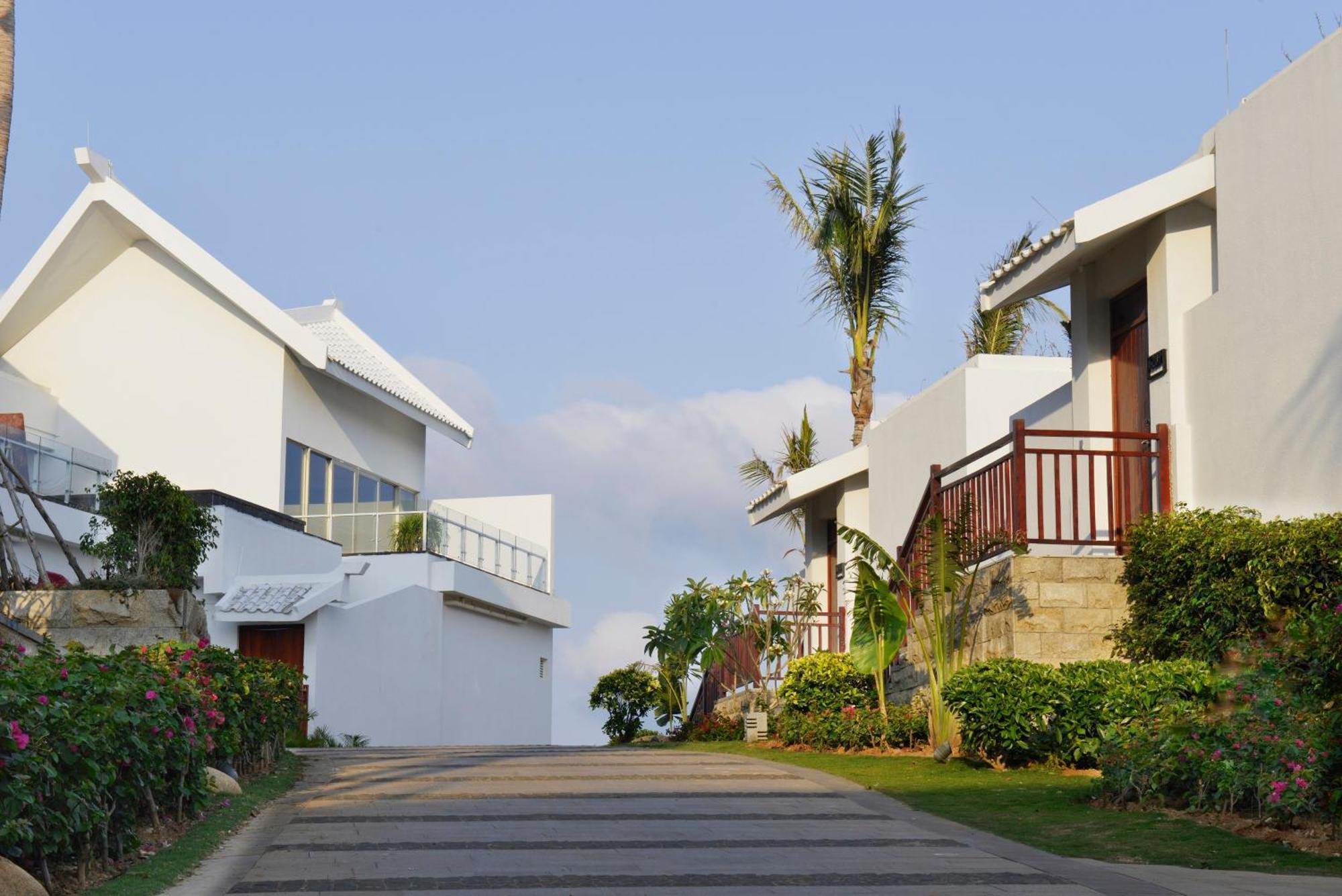 Palace Resort Yalong Bay Sanya Bagian luar foto